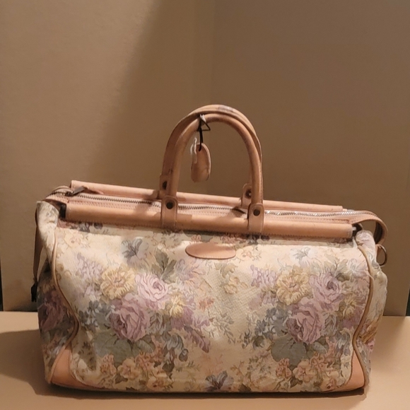 VINTAGE FRENCH TAPESTRY TRAVELLING BAG 10X11X20" - Picture 8 of 10